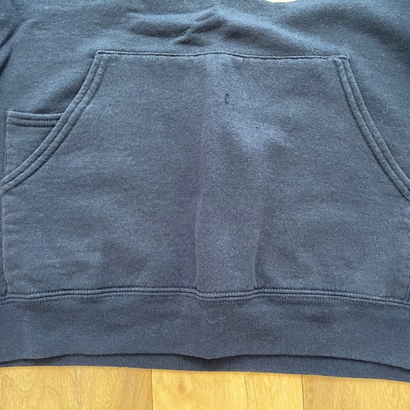 Excellent Condition Colorado Avalanche Hoodie for Tweens - Picture 8 of 9